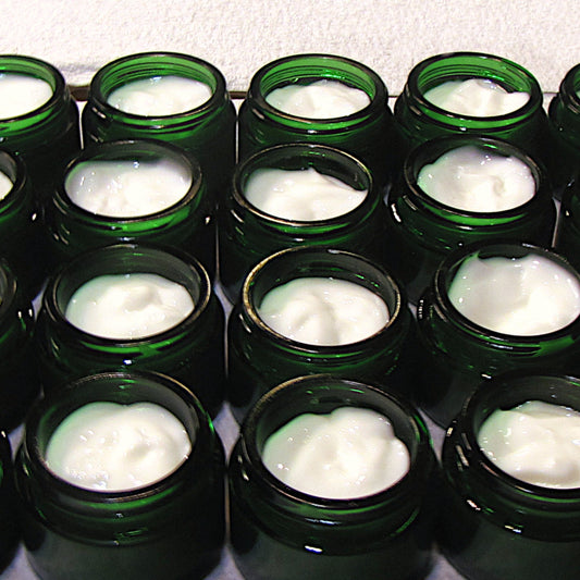 Hyaluronic Acid Benefits for Skin: Deep Hydration