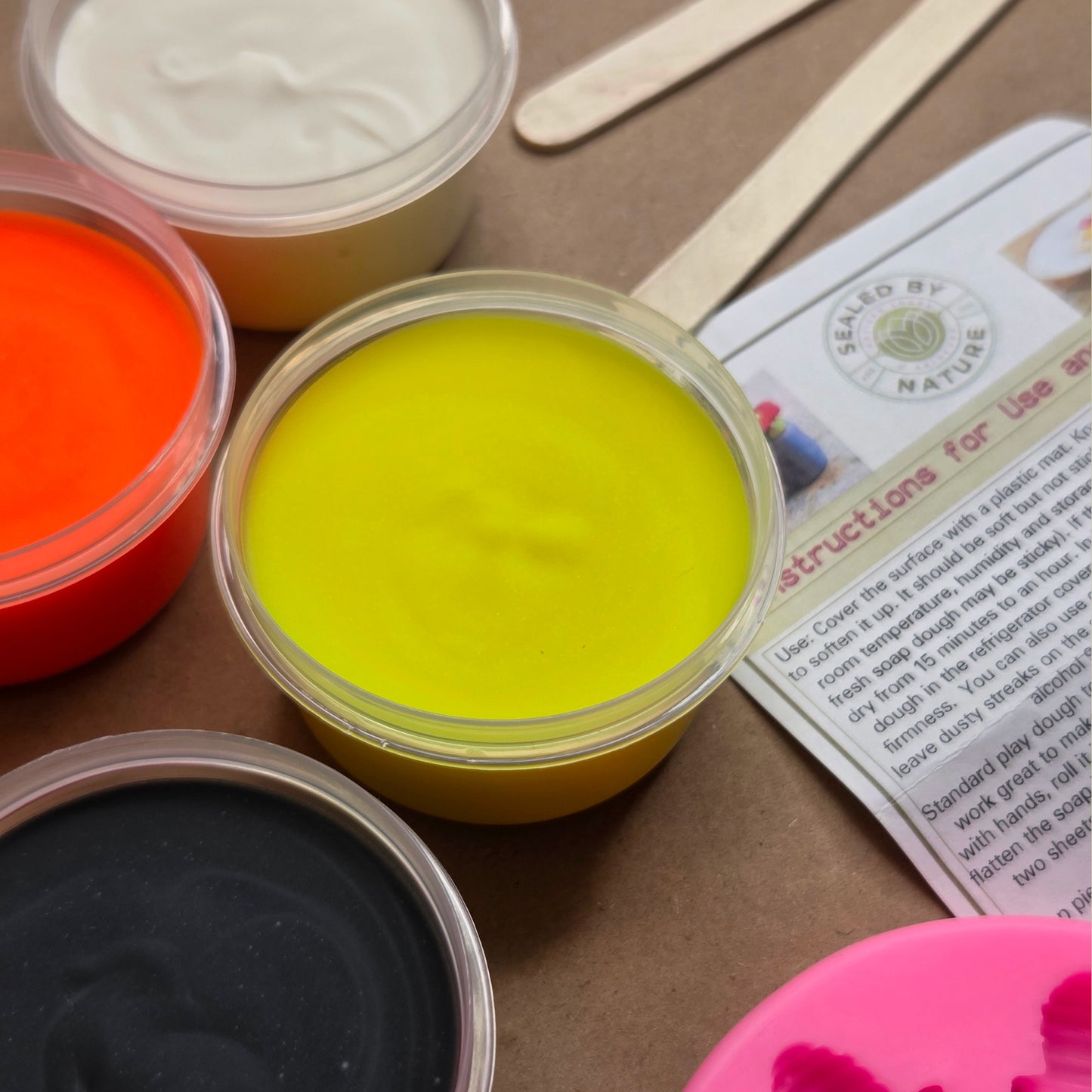 Craft Soap Kit - Busy Bees