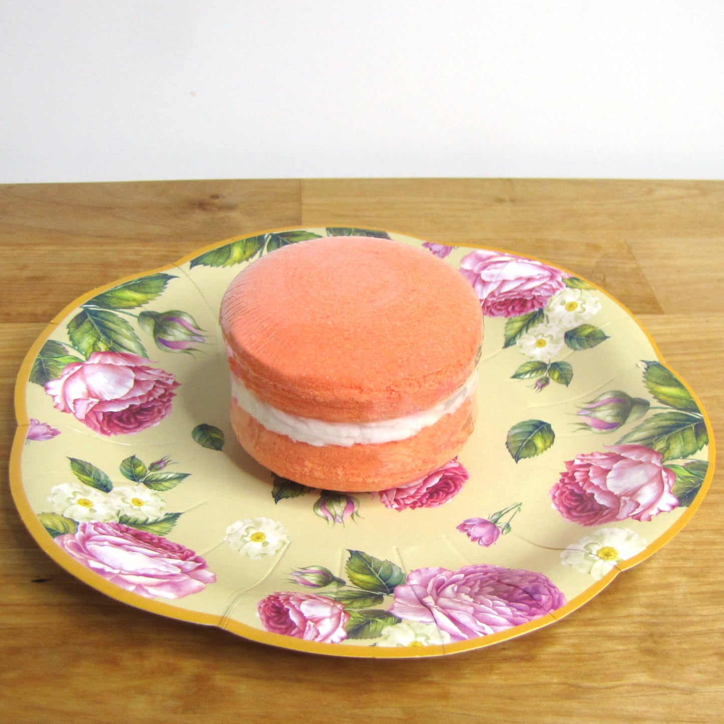 Joyous Macarons Bath Bomb with Bubble Frosting