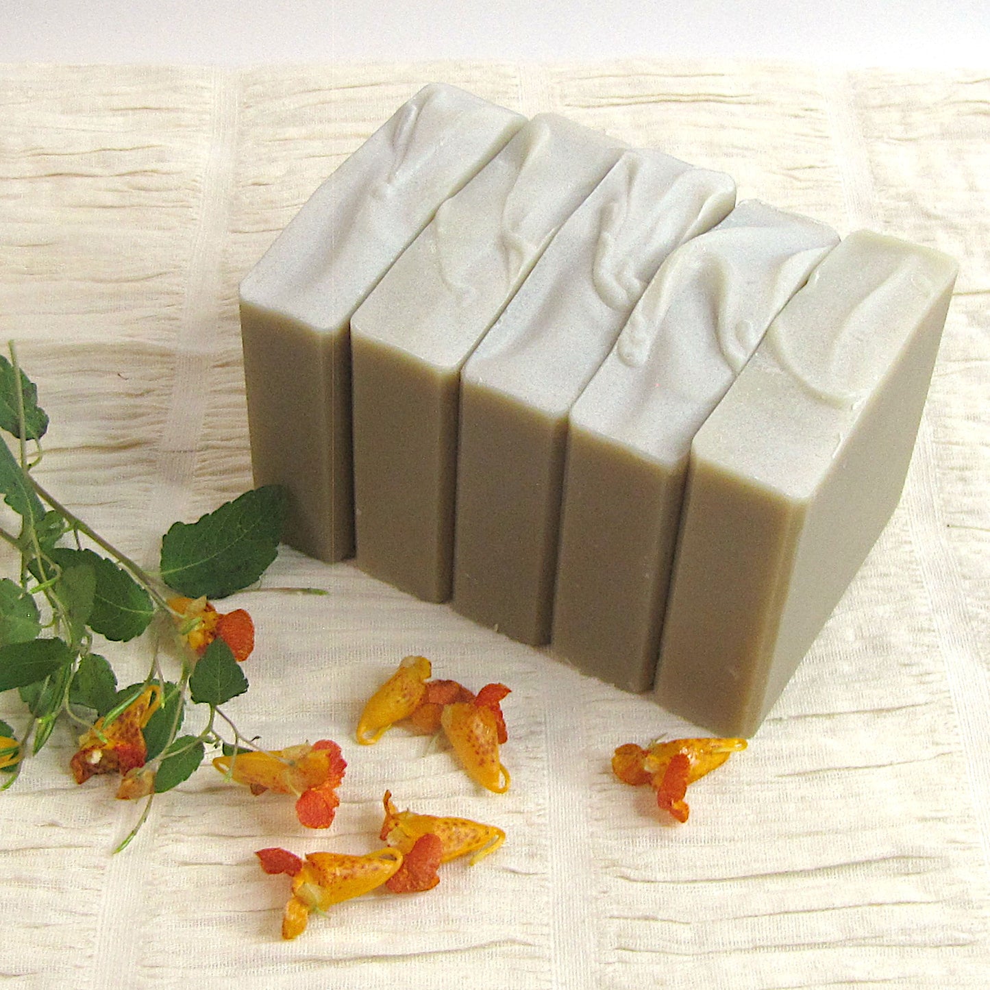 Jewelweed & Lavender Handcrafted Soap Bar