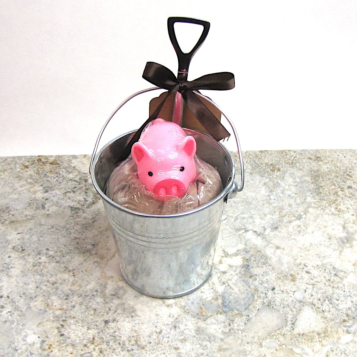 Mud Bath, Foaming Bath Powder with Piggy Bath Toy